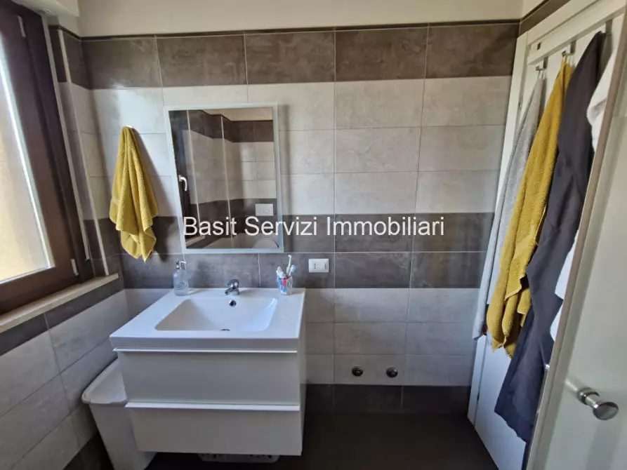 Immagine 14 di Appartamento in vendita  in Via Piglio a Roma