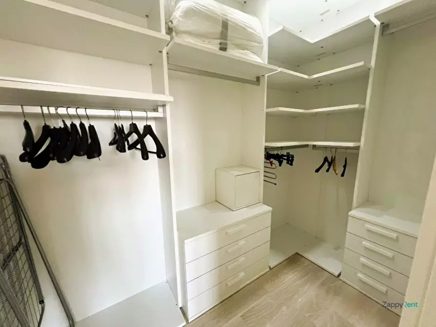 Immagine 10 di Appartamento in affitto  in Via Enrico Cosenz a Milano