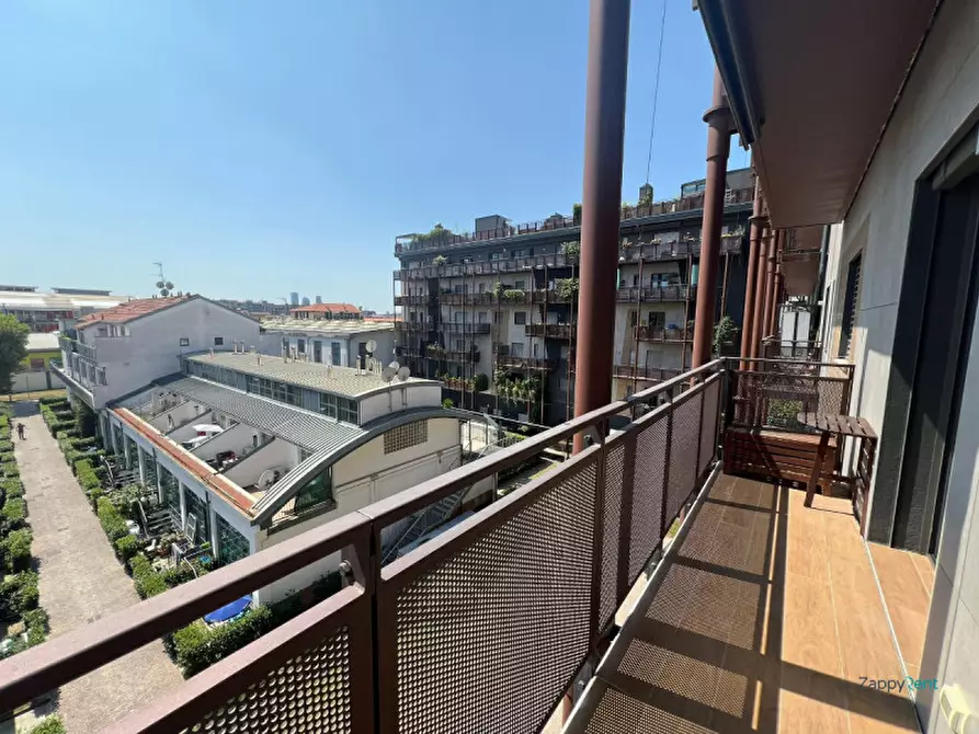 Immagine 15 di Appartamento in affitto  in Via Enrico Cosenz a Milano