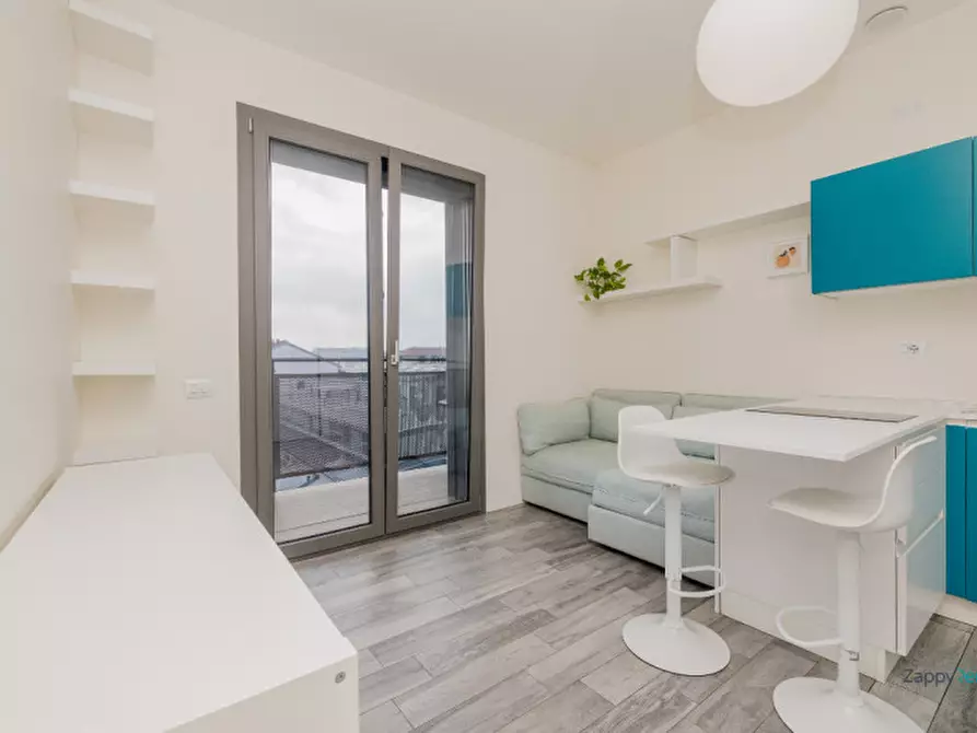 Immagine 1 di Appartamento in affitto  in Via Enrico Cosenz, 13 a Milano
