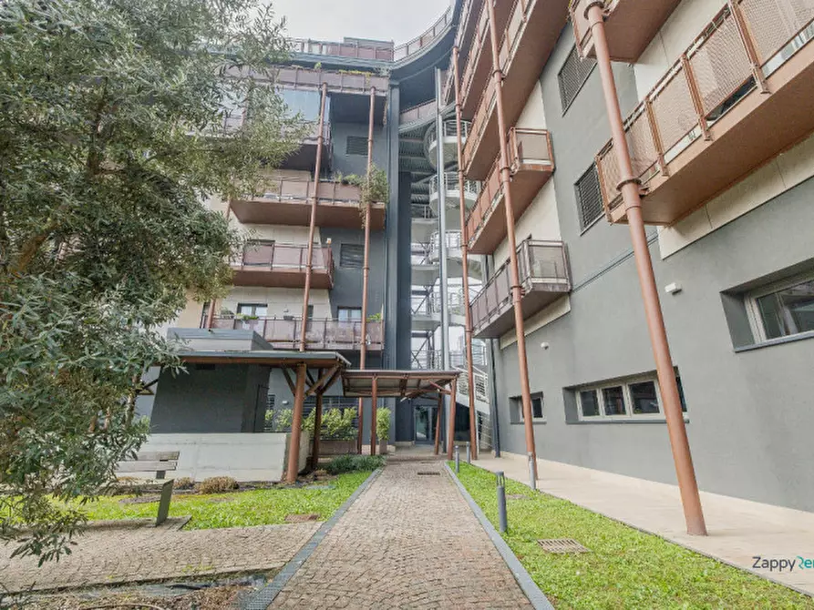 Immagine 35 di Appartamento in affitto  in Via Enrico Cosenz, 13 a Milano