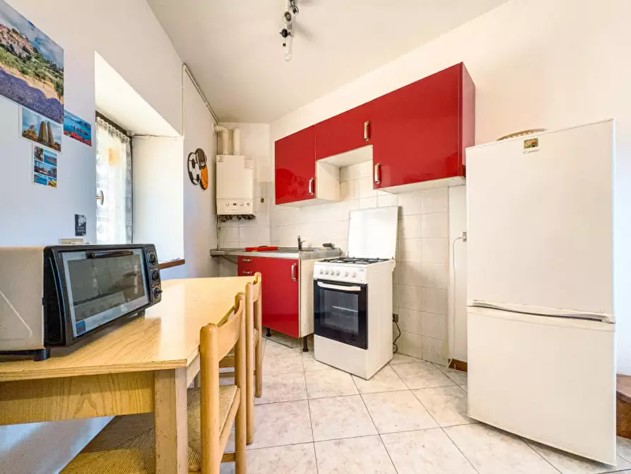 Immagine 5 di Appartamento in vendita  in Via Palestro 2 a Stresa