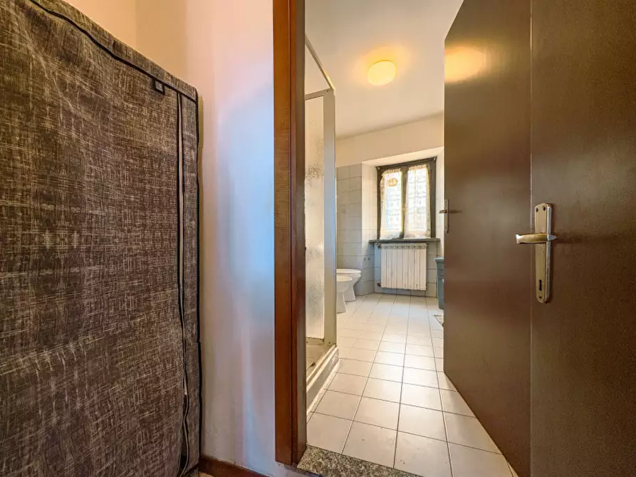 Immagine 8 di Appartamento in vendita  in Via Palestro 2 a Stresa