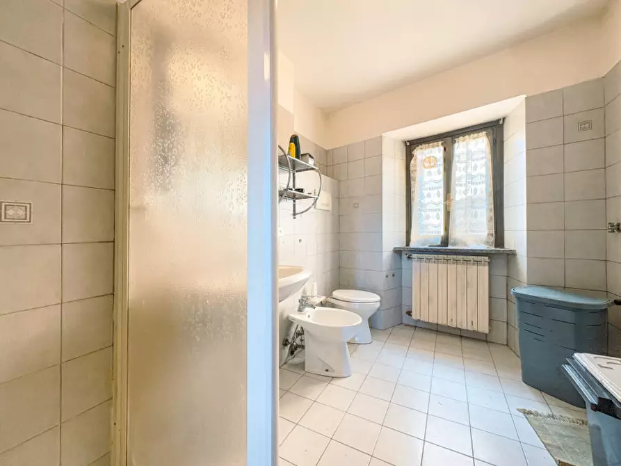 Immagine 9 di Appartamento in vendita  in Via Palestro 2 a Stresa