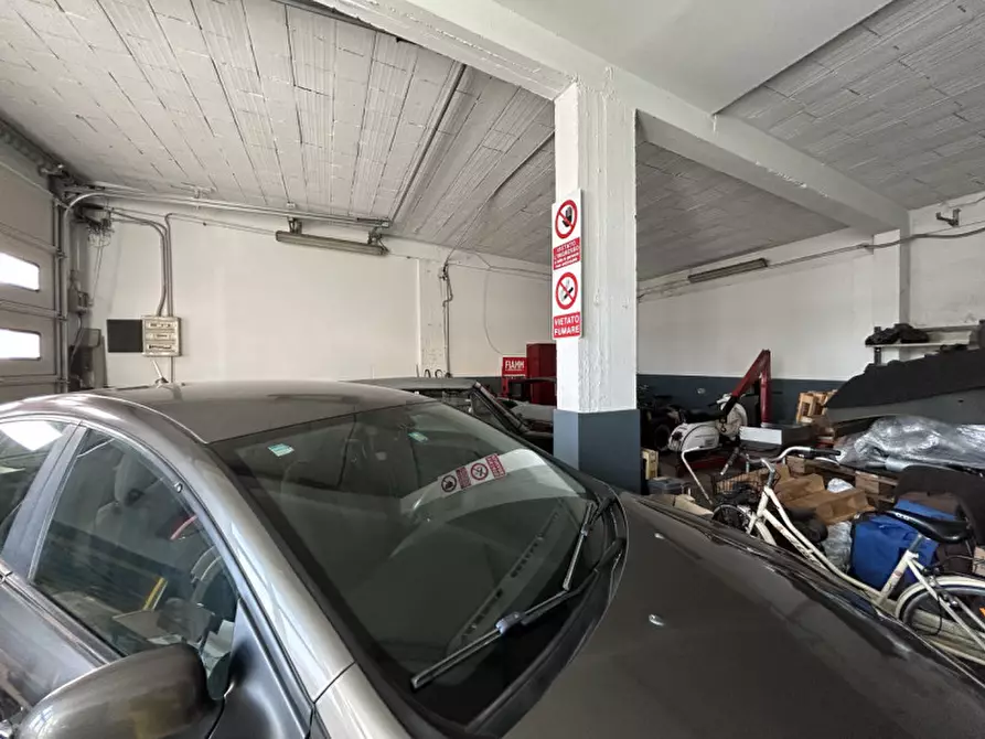 Immagine 3 di Laboratorio in vendita  in viale s. Lazzaro a Vicenza