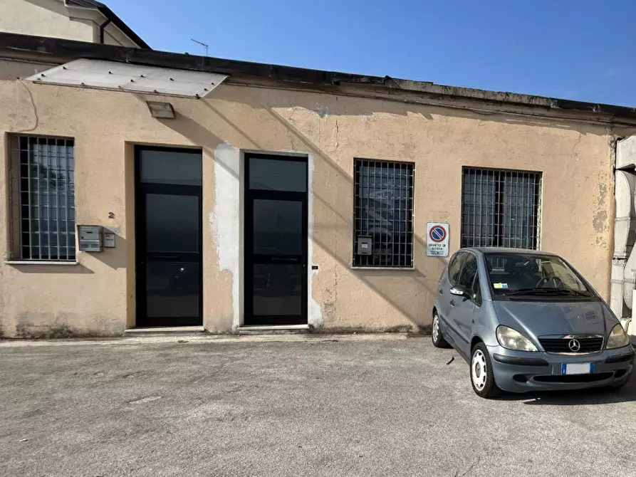 Immagine 6 di Laboratorio in vendita  in viale s. Lazzaro a Vicenza