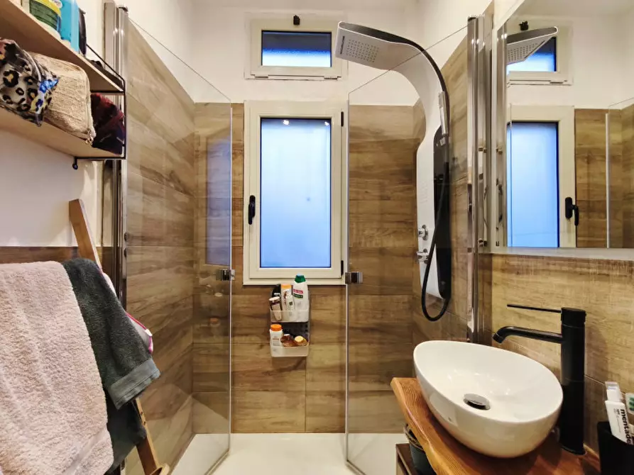 Immagine 10 di Appartamento in vendita  in Via Vermena a Bologna