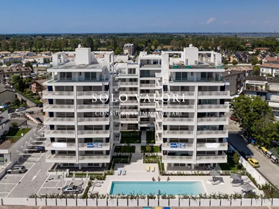 Immagine 2 di Appartamento in vendita  in Piazza Giuseppe Mazzini a Jesolo