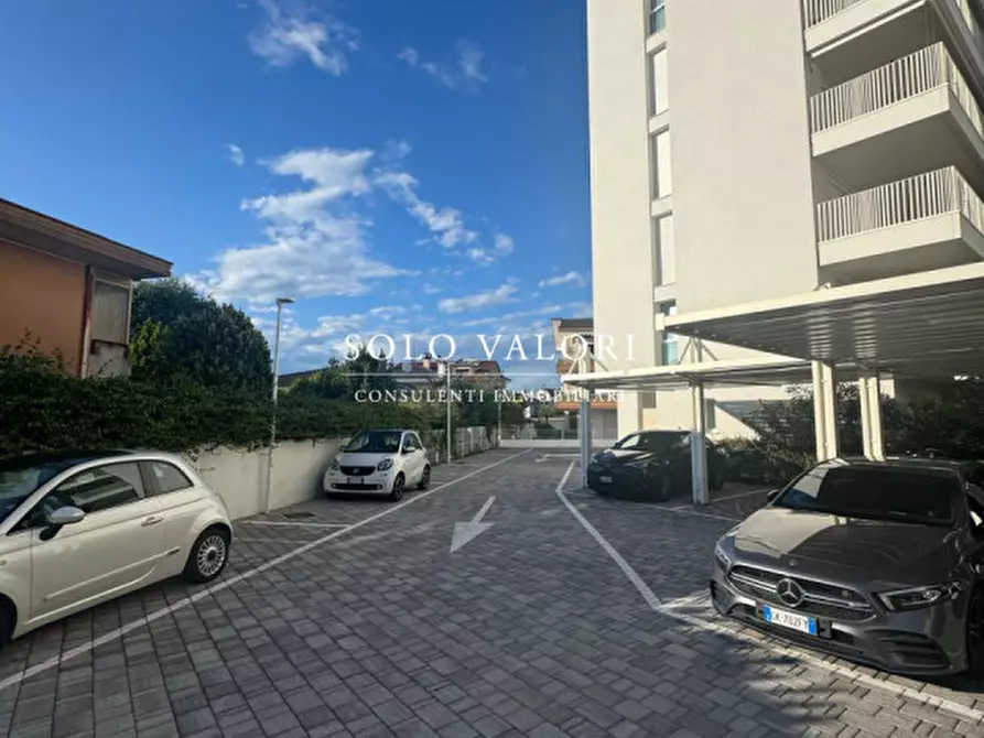 Immagine 9 di Appartamento in vendita  in Piazza Giuseppe Mazzini a Jesolo