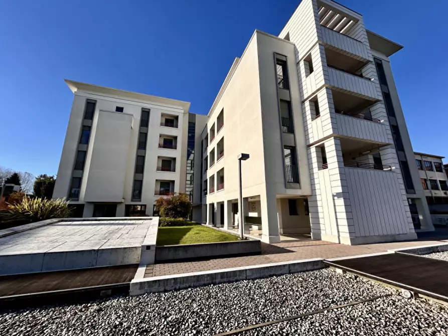 Immagine 1 di Appartamento in vendita  in Viale Gian Giorgio Trissino, 167 a Vicenza