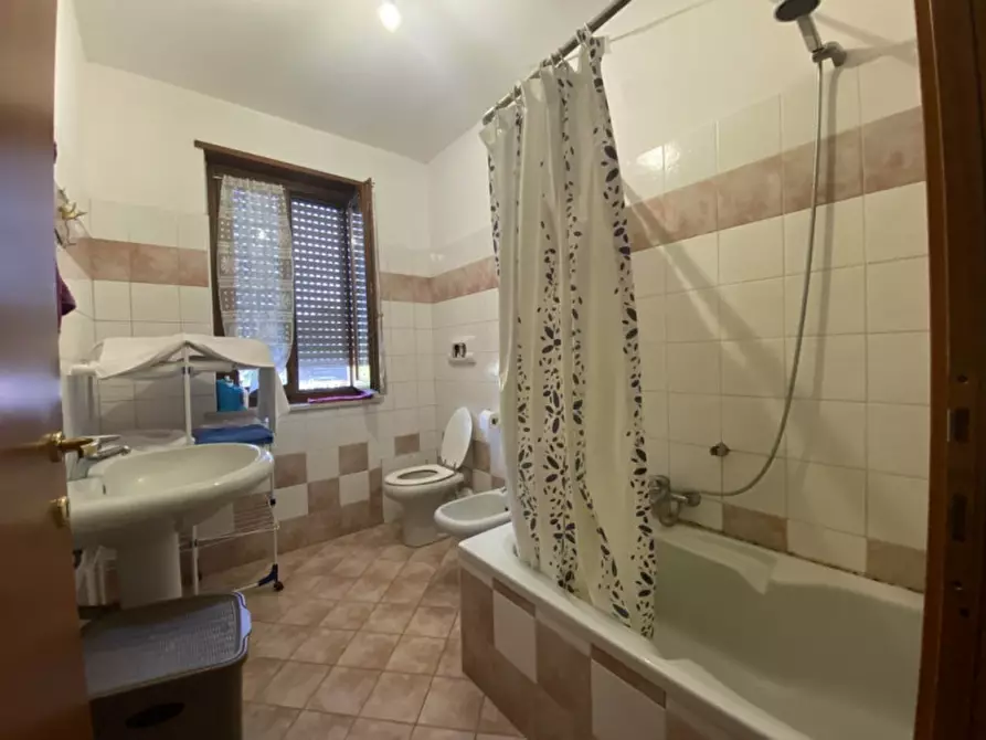 Immagine 7 di Appartamento in vendita  in via Borgo Quaresima a Roverbella