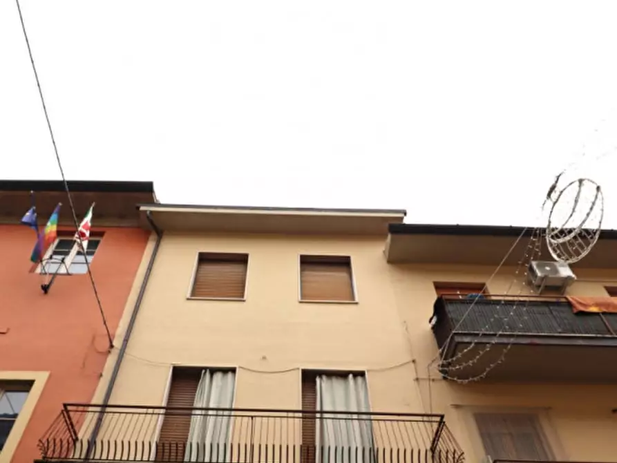 Immagine 1 di Appartamento in vendita  in via Roma a Terranuova Bracciolini