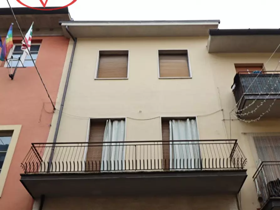 Immagine 2 di Appartamento in vendita  in via Roma a Terranuova Bracciolini