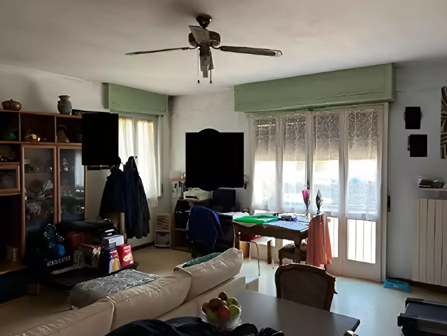 Immagine 3 di Appartamento in vendita  in Via Ceriani 15 a Sesto Calende