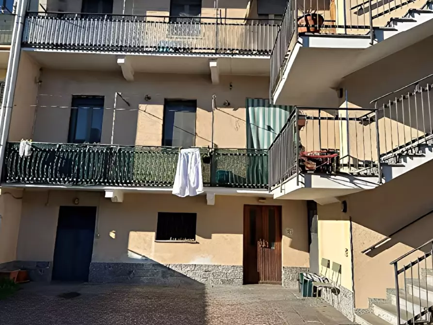 Immagine 10 di Appartamento in vendita  in Via Ceriani 15 a Sesto Calende