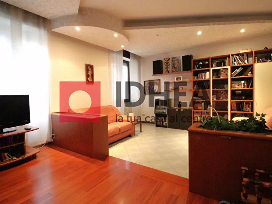 Immagine 2 di Appartamento in vendita  a Treviso