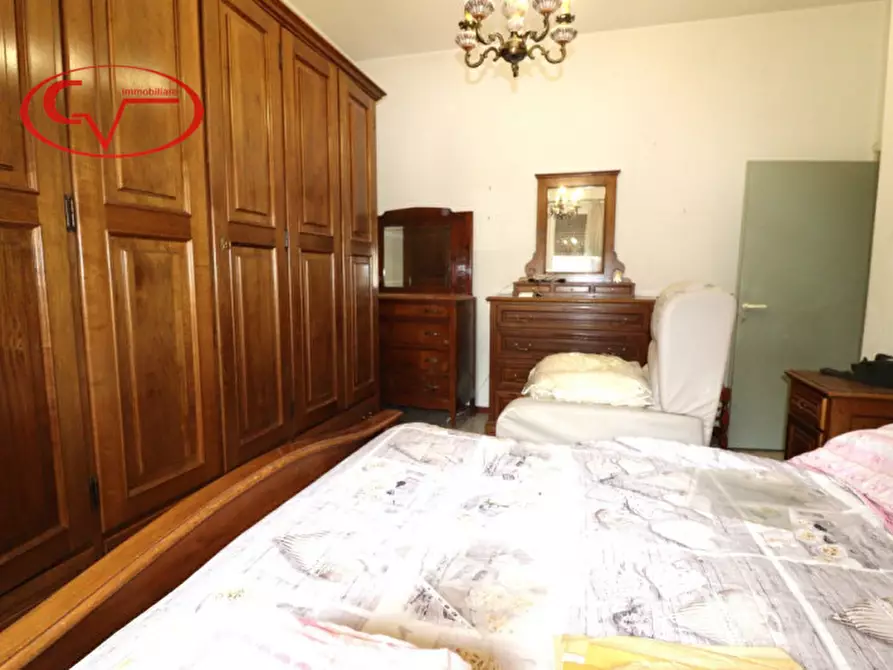 Immagine 13 di Appartamento in vendita  in via Roma a Terranuova Bracciolini