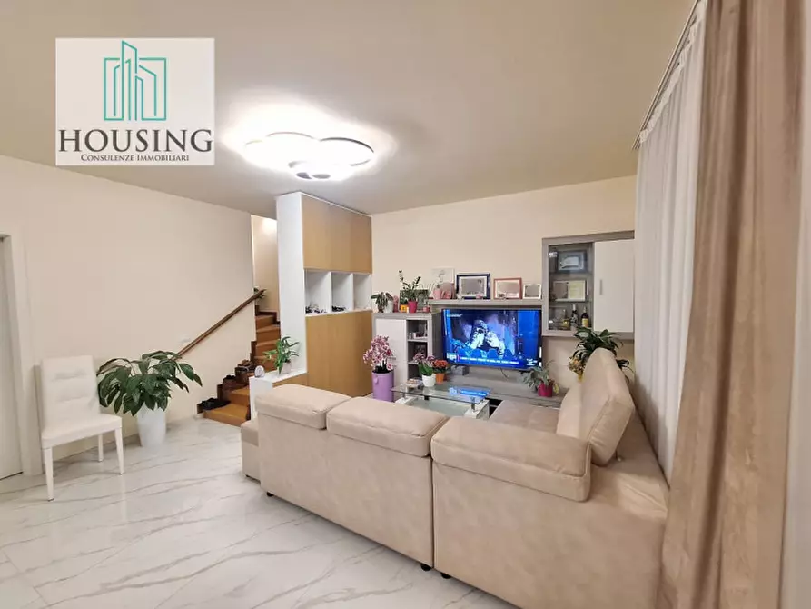 Immagine 3 di Casa bifamiliare in vendita  in Via Andrea Previtali a Abano Terme