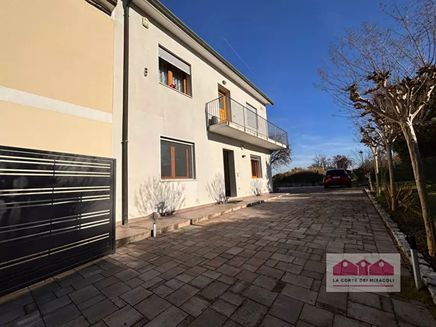 Immagine 12 di Appartamento in affitto  in Stradone dei nicolosi 167 a Vicenza