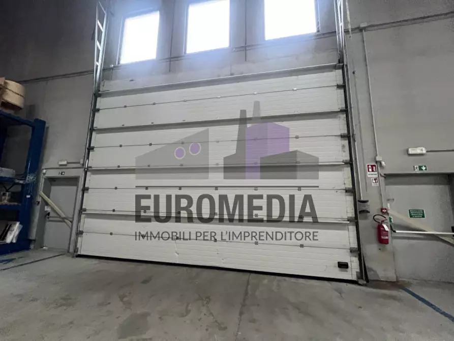 Immagine 8 di Capannone industriale in affitto  in Via Roma a Dolo