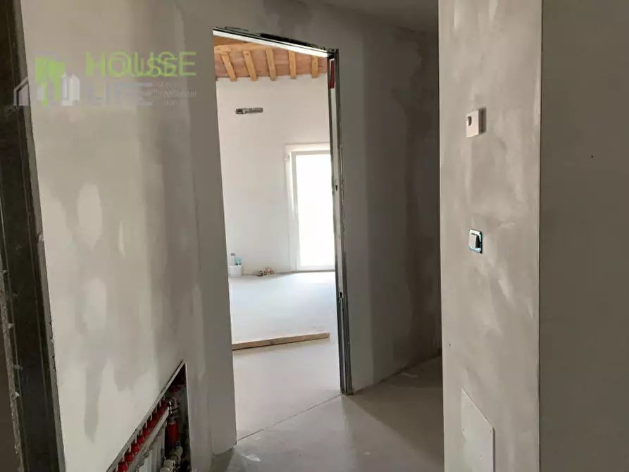 Immagine 8 di Appartamento in vendita  in Via Roma a Zanè