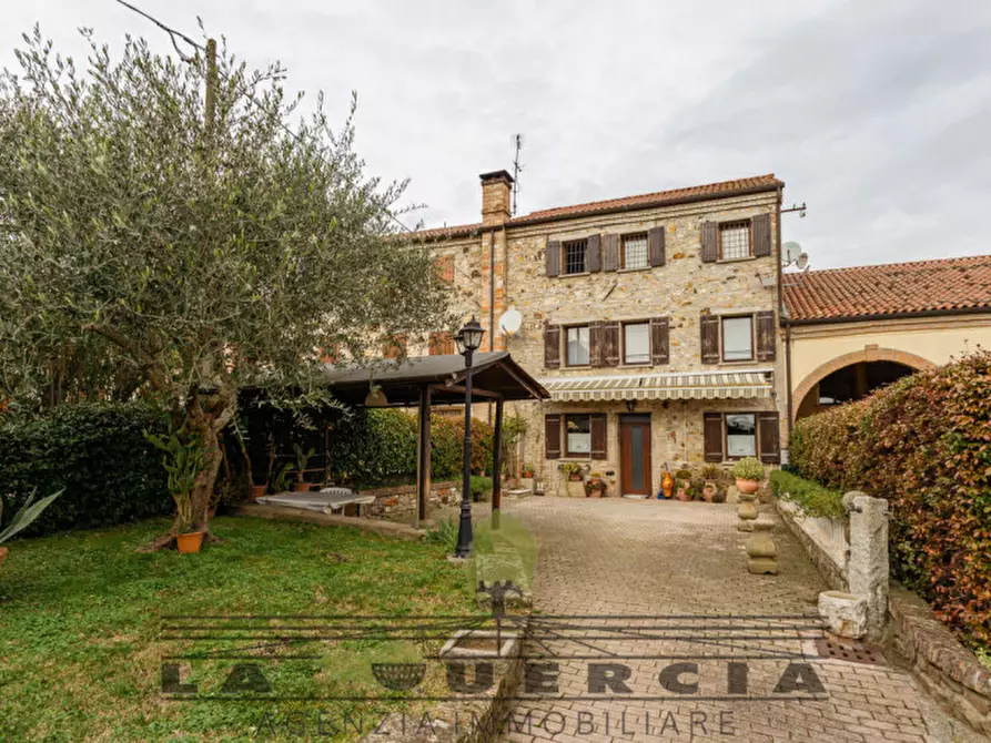 Immagine 16 di Villetta a schiera in vendita  in Via Mandonego a Arqua' Petrarca