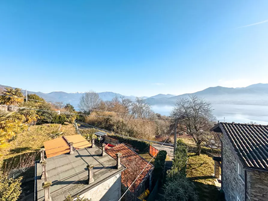 Immagine 3 di Appartamento in vendita  in via per ghiffa, 3 a Oggebbio