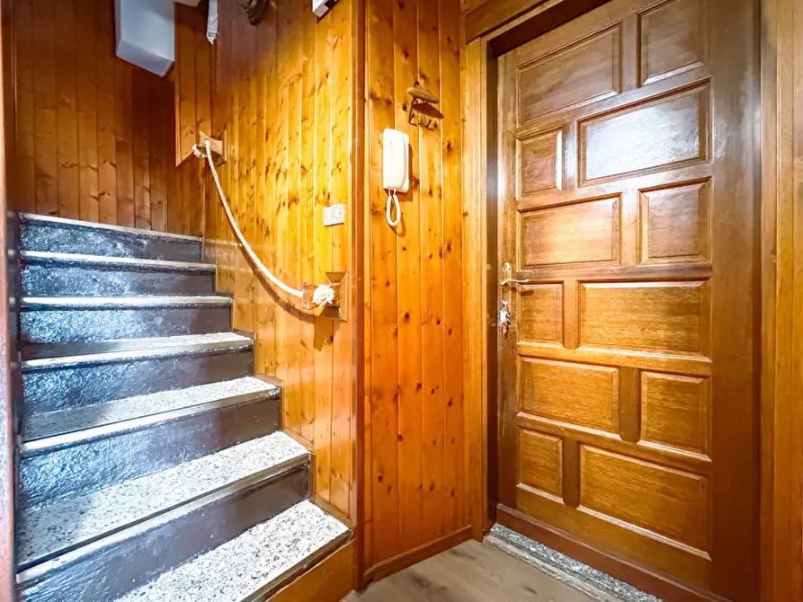 Immagine 13 di Appartamento in vendita  in via per ghiffa, 3 a Oggebbio