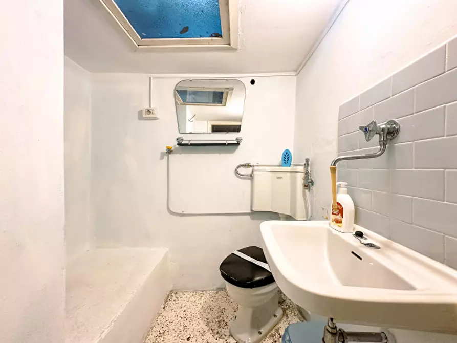 Immagine 15 di Appartamento in vendita  in via per ghiffa, 3 a Oggebbio