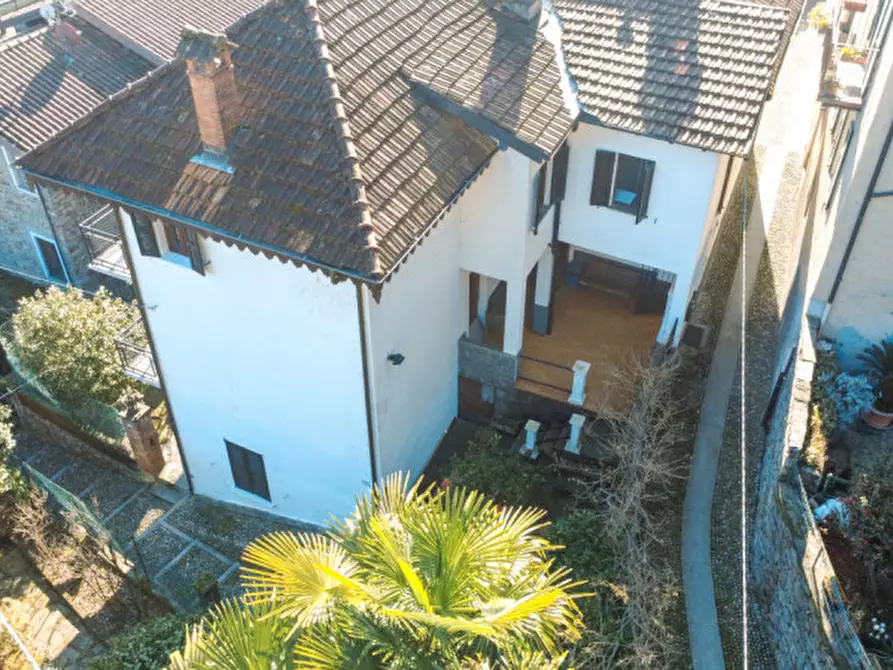 Immagine 43 di Appartamento in vendita  in via per ghiffa, 3 a Oggebbio