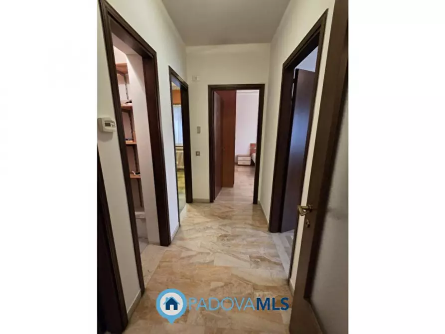 Immagine 12 di Appartamento in vendita  in Via Francesco Petrarca a Noventa Padovana