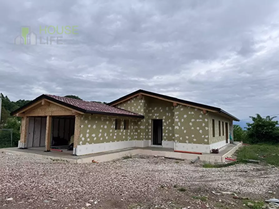 Immagine 5 di Casa indipendente in vendita  in Via Soglio a Monte Di Malo