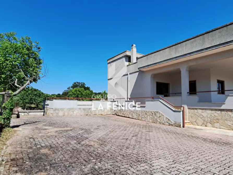 Immagine 15 di Villa in vendita  in c.da san marco a Locorotondo