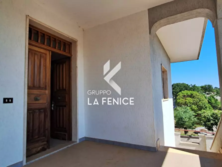 Immagine 29 di Villa in vendita  in c.da san marco a Locorotondo