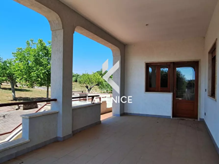 Immagine 31 di Villa in vendita  in c.da san marco a Locorotondo