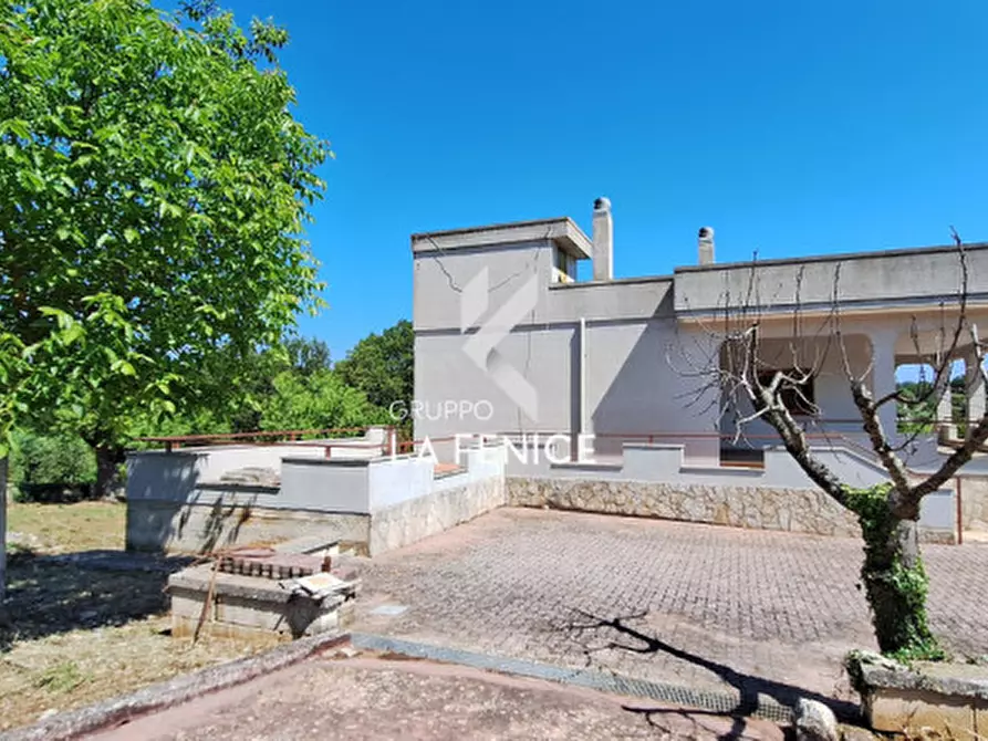Immagine 34 di Villa in vendita  in c.da san marco a Locorotondo