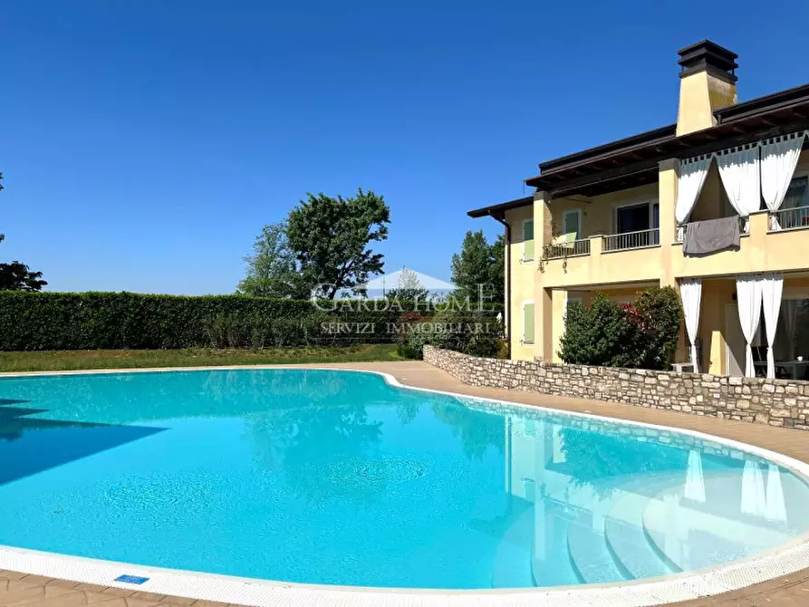 Immagine 3 di Appartamento in vendita  in Via Bettola a Lonato del Garda