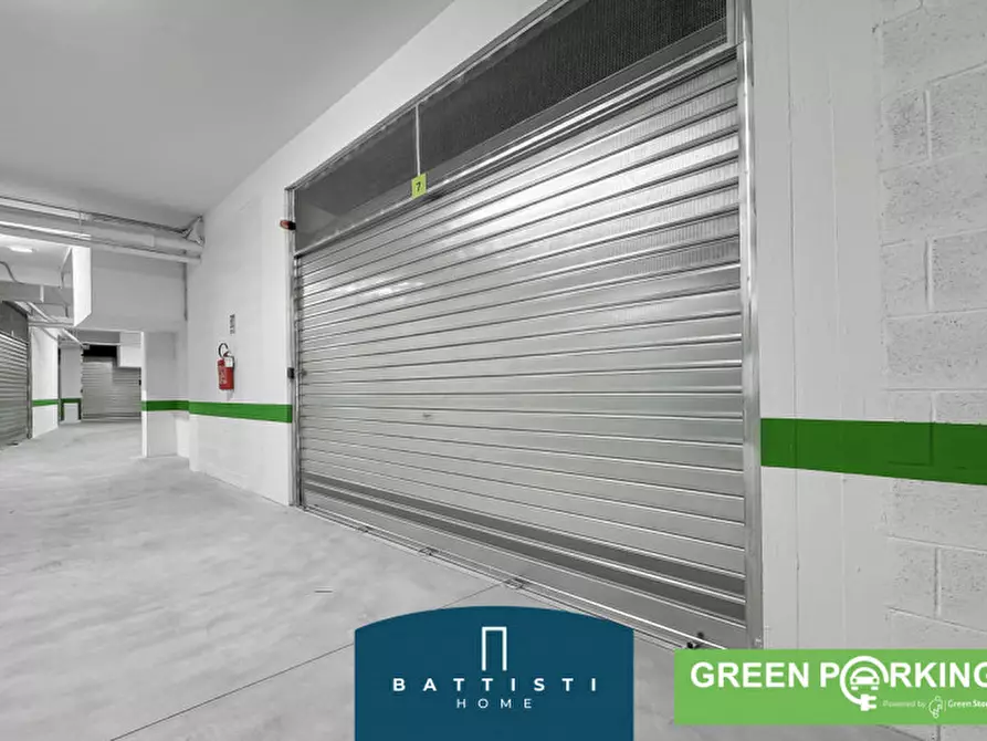 Immagine 9 di Garage in vendita  in Viale Guglielmo Marconi a Roma