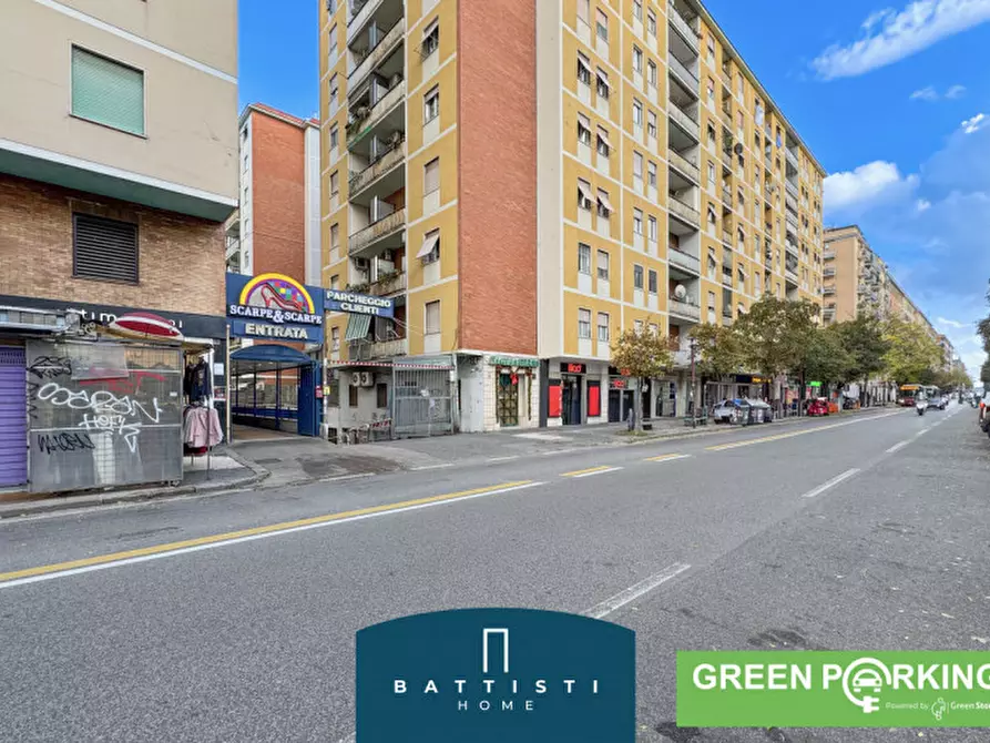 Immagine 25 di Garage in vendita  in Viale Guglielmo Marconi a Roma