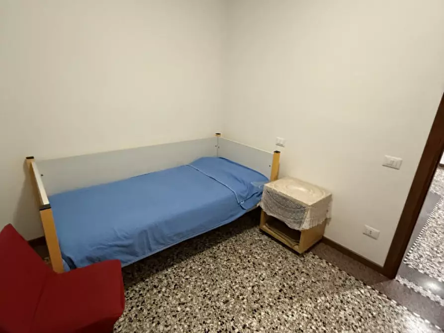 Immagine 5 di Appartamento in vendita  in Via Garigliano a Venezia