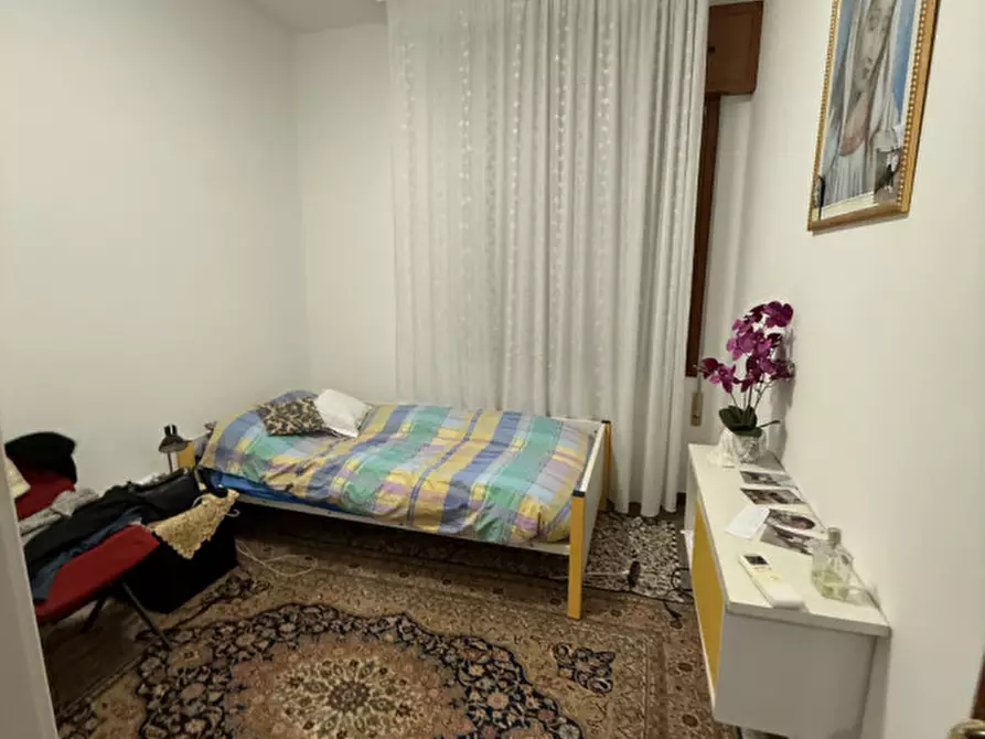 Immagine 11 di Appartamento in vendita  in Via Garigliano a Venezia