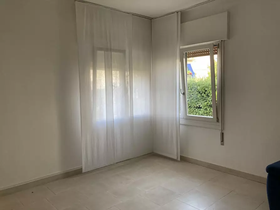 Immagine 11 di Casa bifamiliare in affitto  a Vicenza