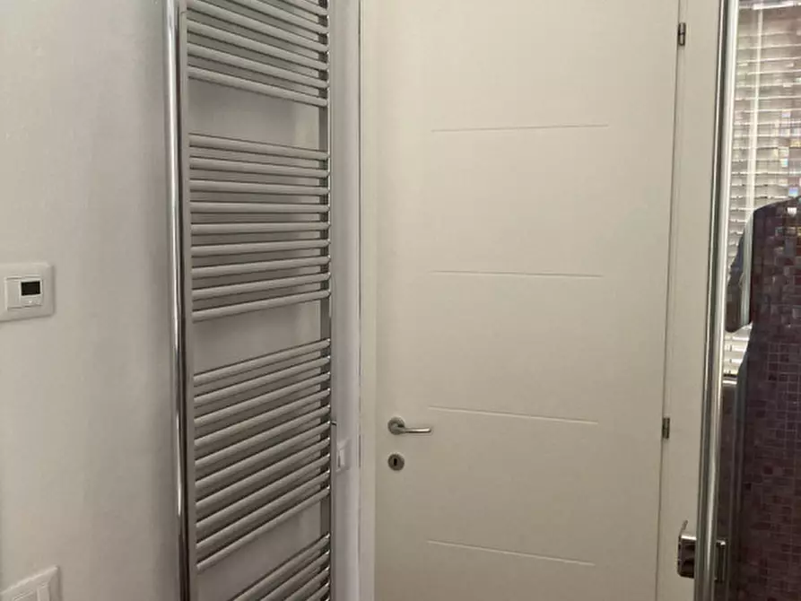 Immagine 23 di Casa bifamiliare in affitto  a Vicenza