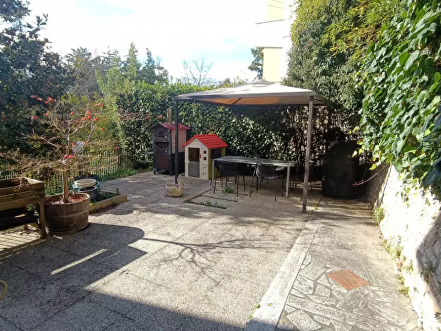 Immagine 15 di Casa indipendente in vendita  in Viale Orazio Antinori a Perugia