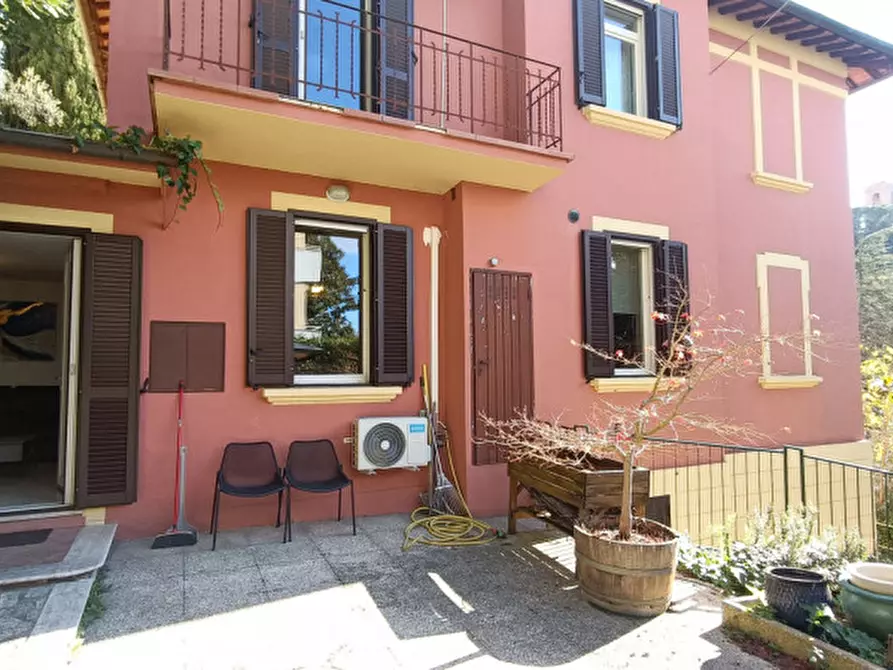 Immagine 16 di Casa indipendente in vendita  in Viale Orazio Antinori a Perugia