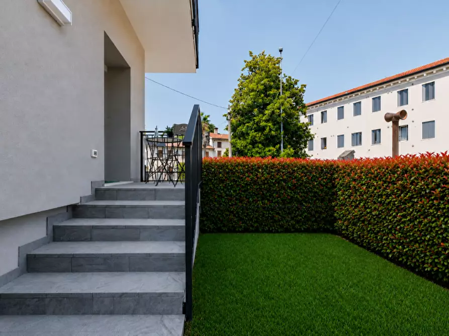 Immagine 6 di Appartamento in vendita  in Via Giuseppe Vaccari, 121 a Vicenza