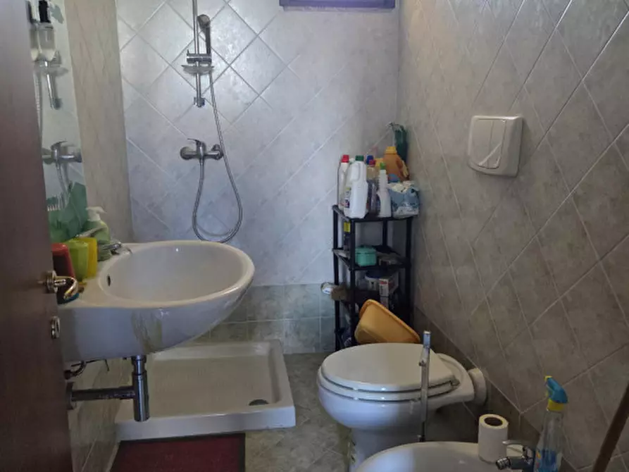 Immagine 25 di Appartamento in vendita  in Via Salvatore Quasimodo 47 a San Cesario Di Lecce