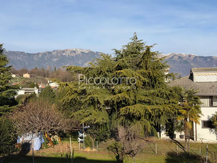 Immagine 13 di Casa indipendente in vendita  in Via Fara a Fonte