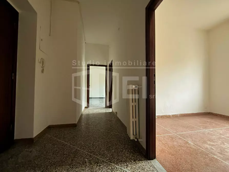 Immagine 2 di Appartamento in vendita  in via dei cavalieri a Livorno