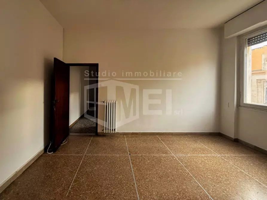 Immagine 8 di Appartamento in vendita  in via dei cavalieri a Livorno